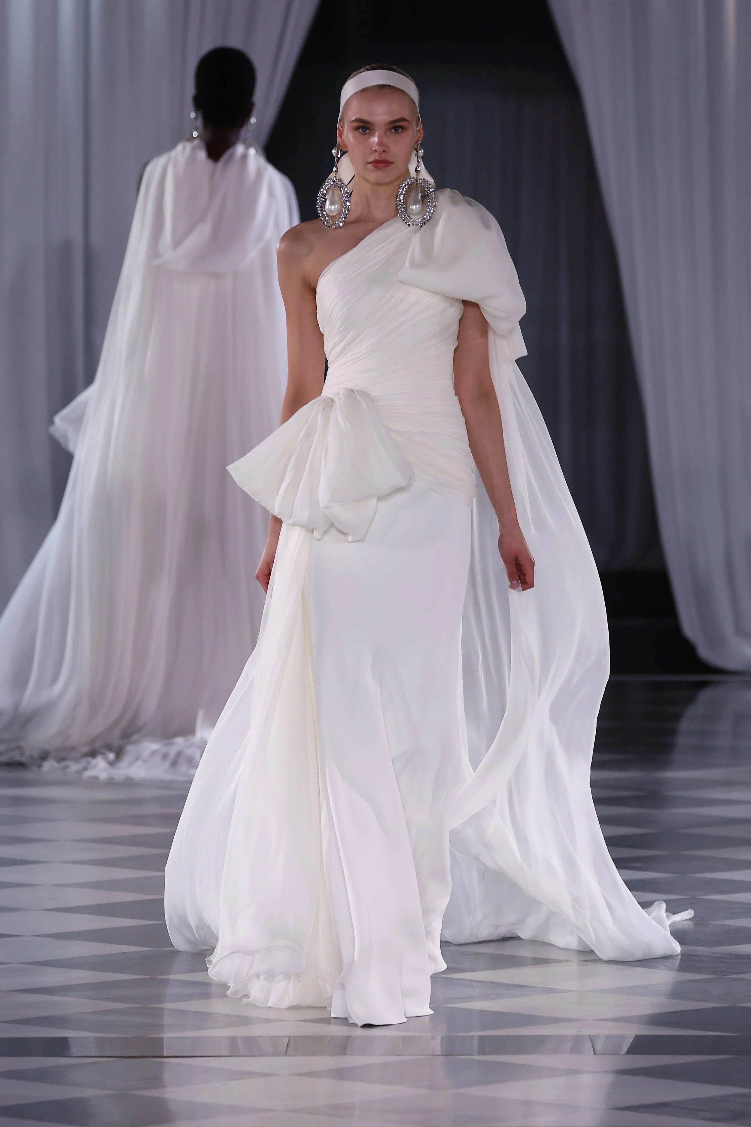 新品SALE☆ GIAMBATTiSTA VALLi ジャケット Coats & Jackets - Giambattista Valli Paris | Haute Couture